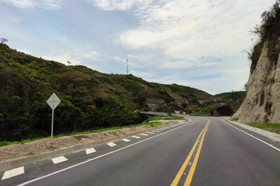 Ceden corredor Santana-Mocoa-Neiva a Rodovías Colombia