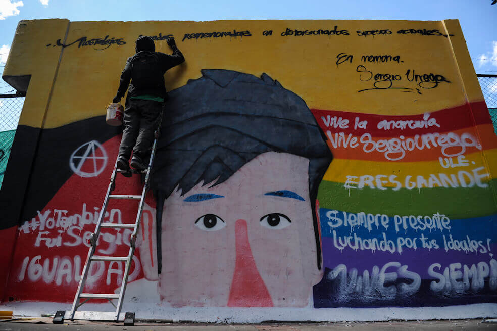 Fundación Sergio Urrego tiene a disposición su «línea salvavidas» para quienes requieran ayuda