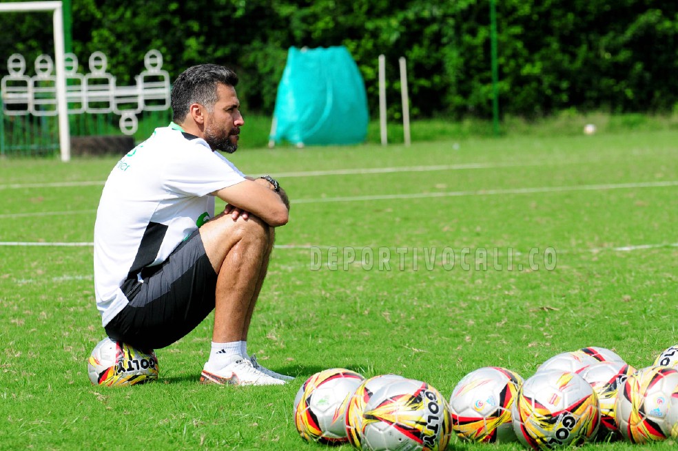 Mario Alberto Yepes y un paso en falso como DT