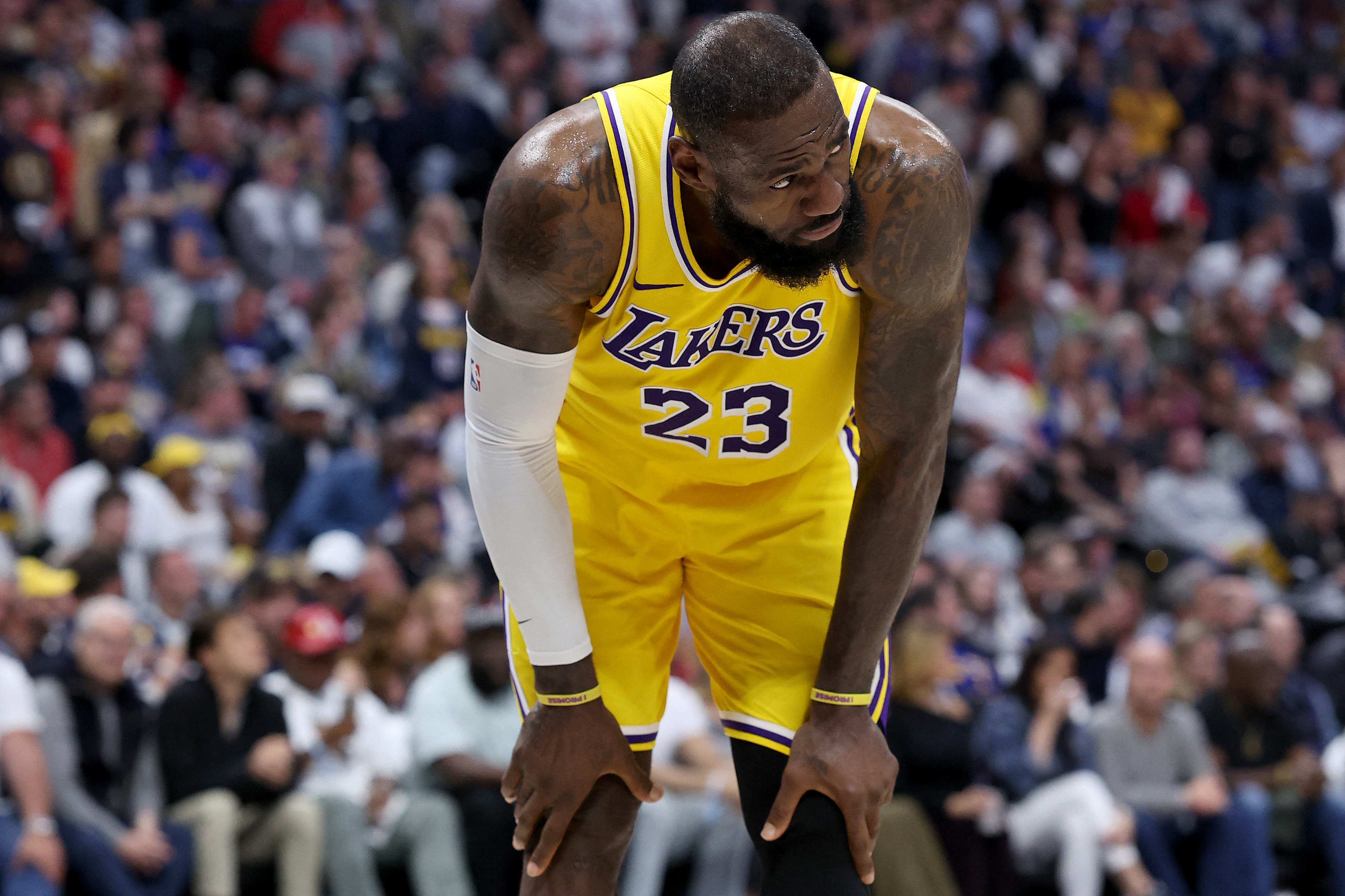 LeBron James y los Lakers le dicen adiós a los ‘play-offs’ de la NBA
