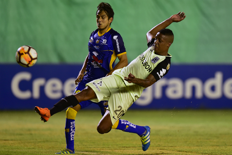 Nacional aplazó la clasificación a octavos de la Libertadores, cayó 1-0 ante Delfín de Ecuador