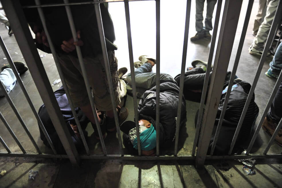 COVID-19: decreto permite adecuar nuevos espacios como centros transitorios de detención