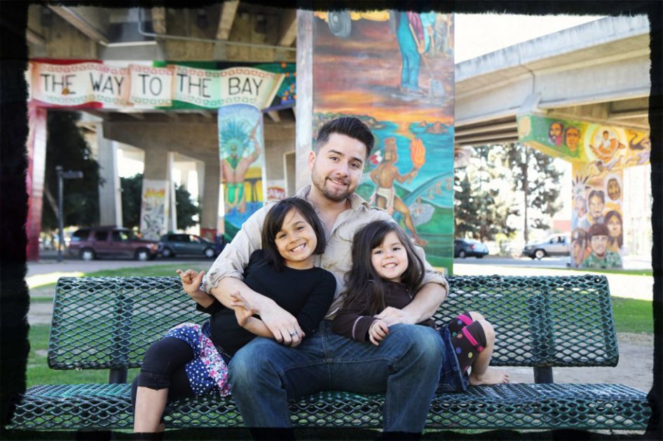 Jorge Narváez, el papá soltero latino más famoso de YouTube