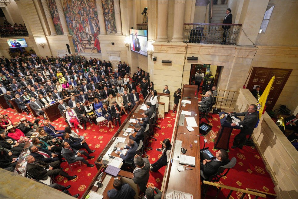 Quedó en firme recorte salarial de congresistas: desde julio no recibirán prima de servicios