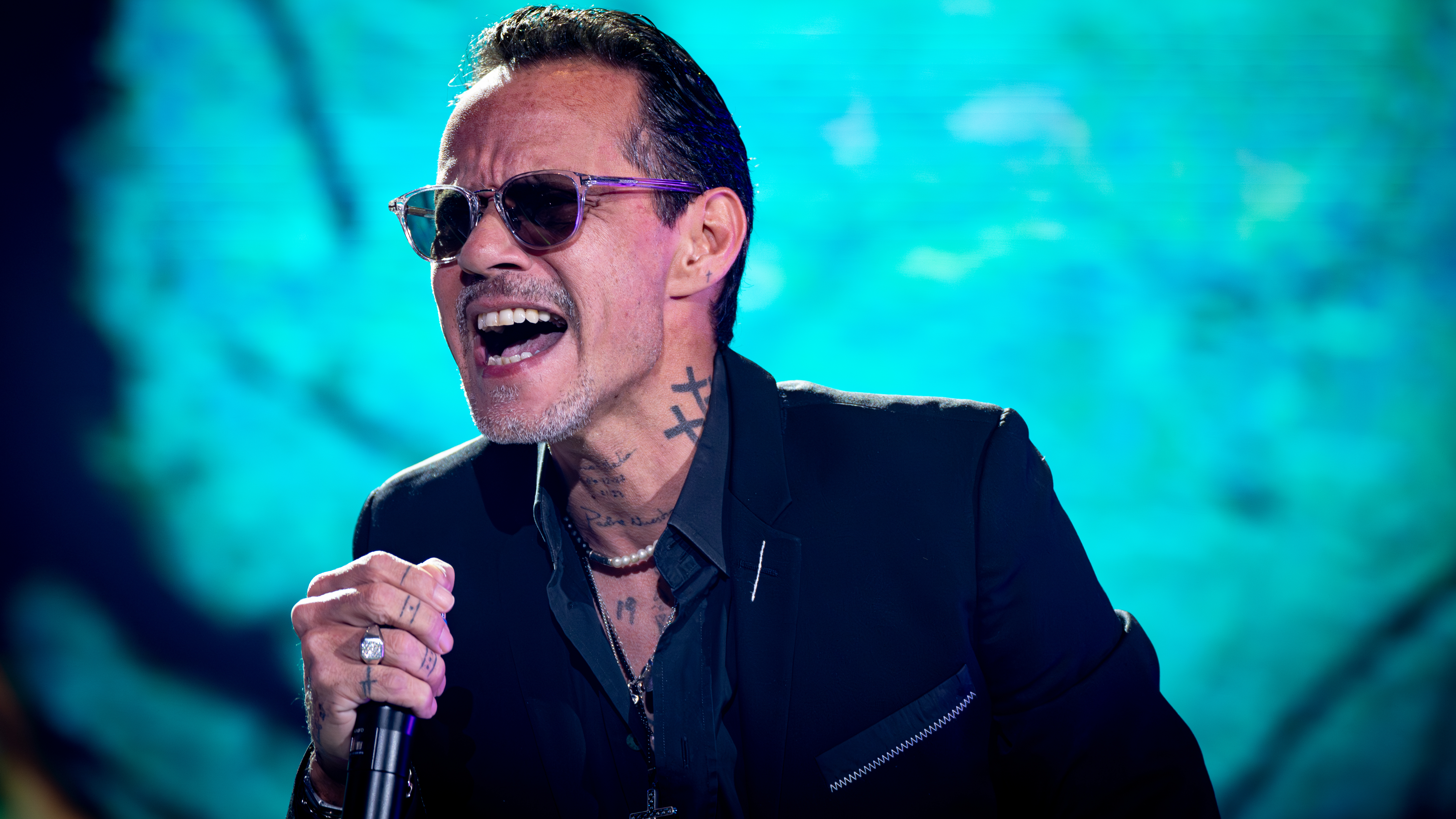 Así fue el concierto de Marc Anthony en Bogotá: lloró en su show