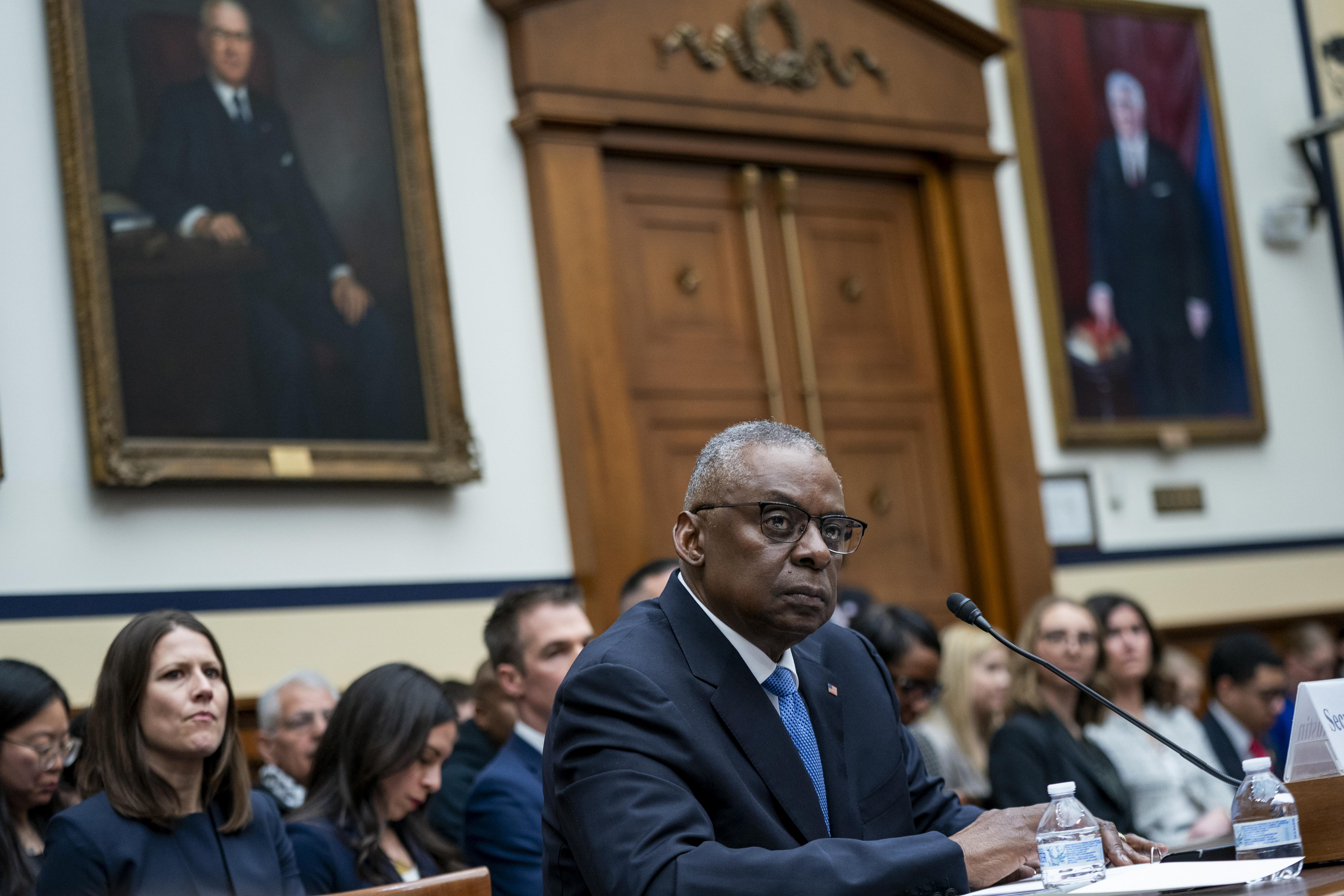 Washington (United States), 29/02/2024.- US Secretary of Defense Lloyd Austin testifies at the House Armed Services Committee hearing to review his unannounced absence and hospitalization on Capitol Hill in Washington, DC, USA, 29 February 2024. Secretary Austin was questioned about why he did not inform the White House about his January hospitalization and transfer of duties to the Deputy Secretary of Defense. EFE/EPA/SHAWN THEW