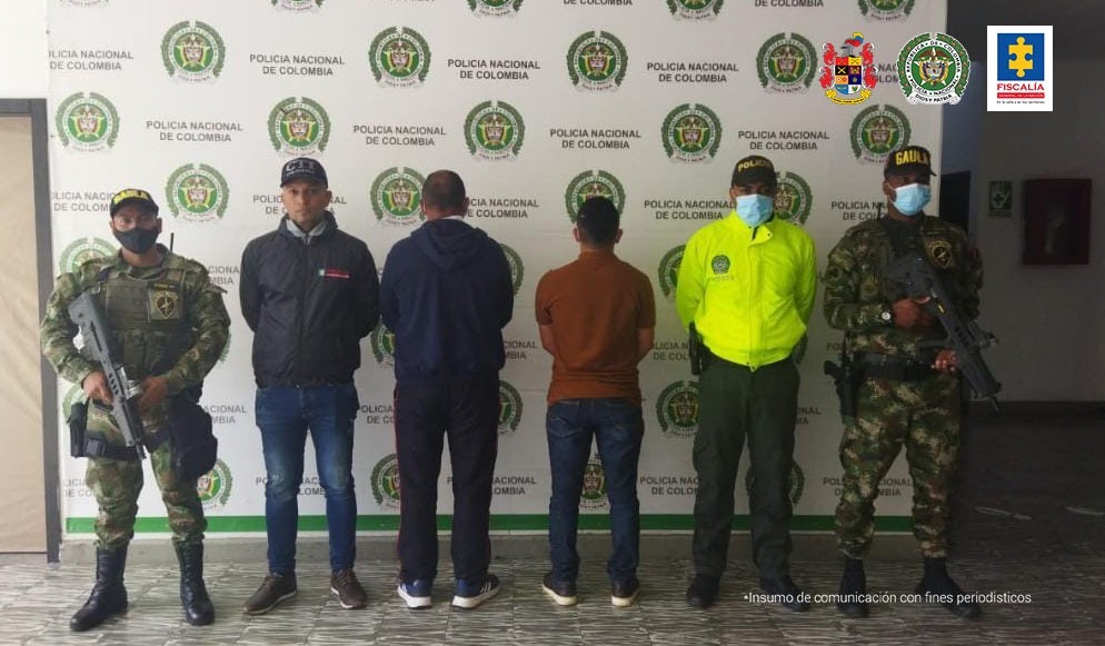 Militares habrían cobrado recompensas de operaciones que no realizaron