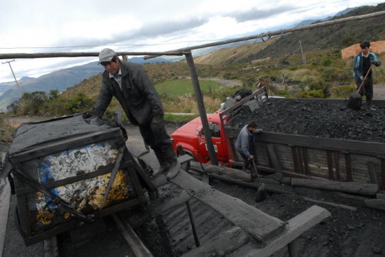 Defensoría denuncia que ley impide acción de Fiscalía contra minería ilegal