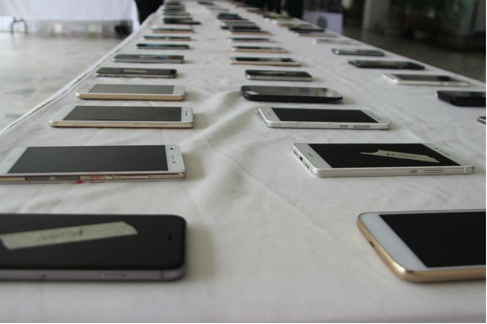De 100 celulares que reportan como robados en Bogotá se recuperan 7