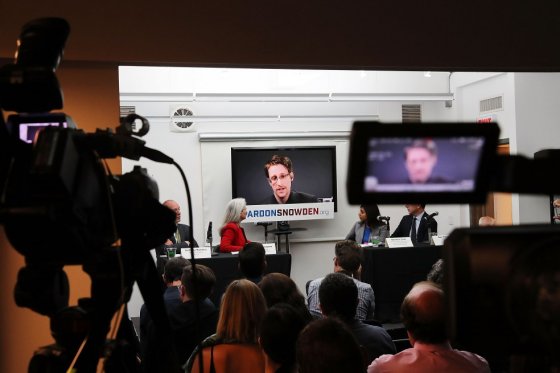 Indulto para Edward Snowden