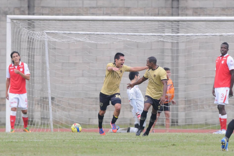 Itagüí goleó 4-0 a Santa Fe, en Ditaires