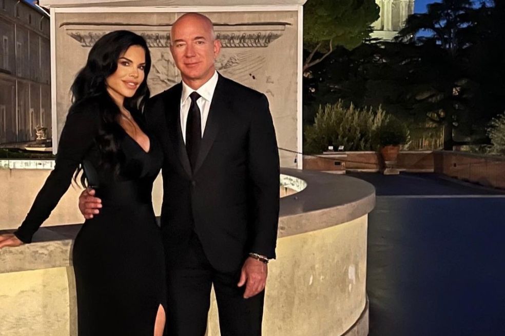 El fundador de Amazon y la presentadora, darían un nuevo paso en su relación, luego de cuatro años de estar juntos. Ella es la novia de Jeff Bezos.