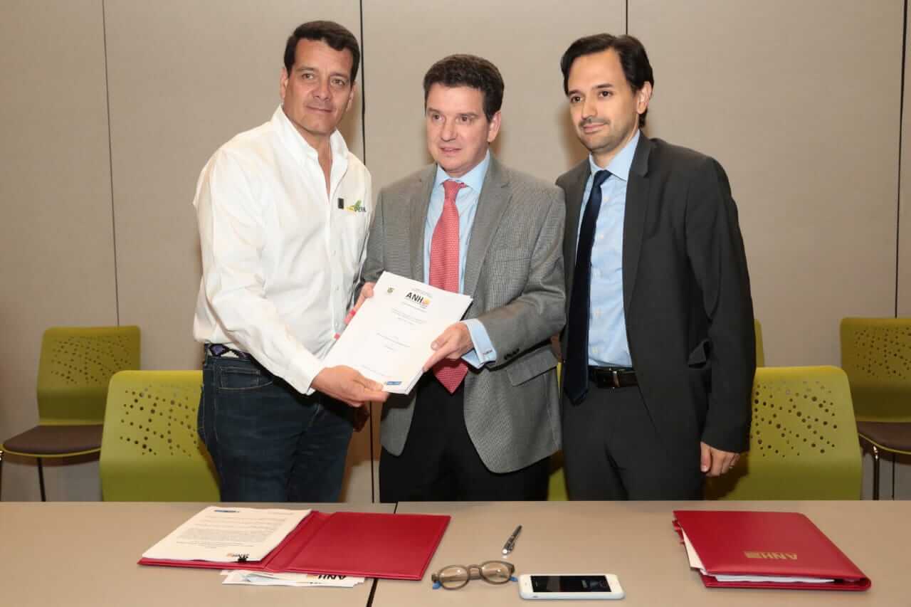 Ecopetrol firma primer contrato para explorar costa afuera