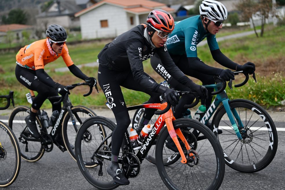 Egan Bernal busca el podio en O gran Camiño: así será la última etapa