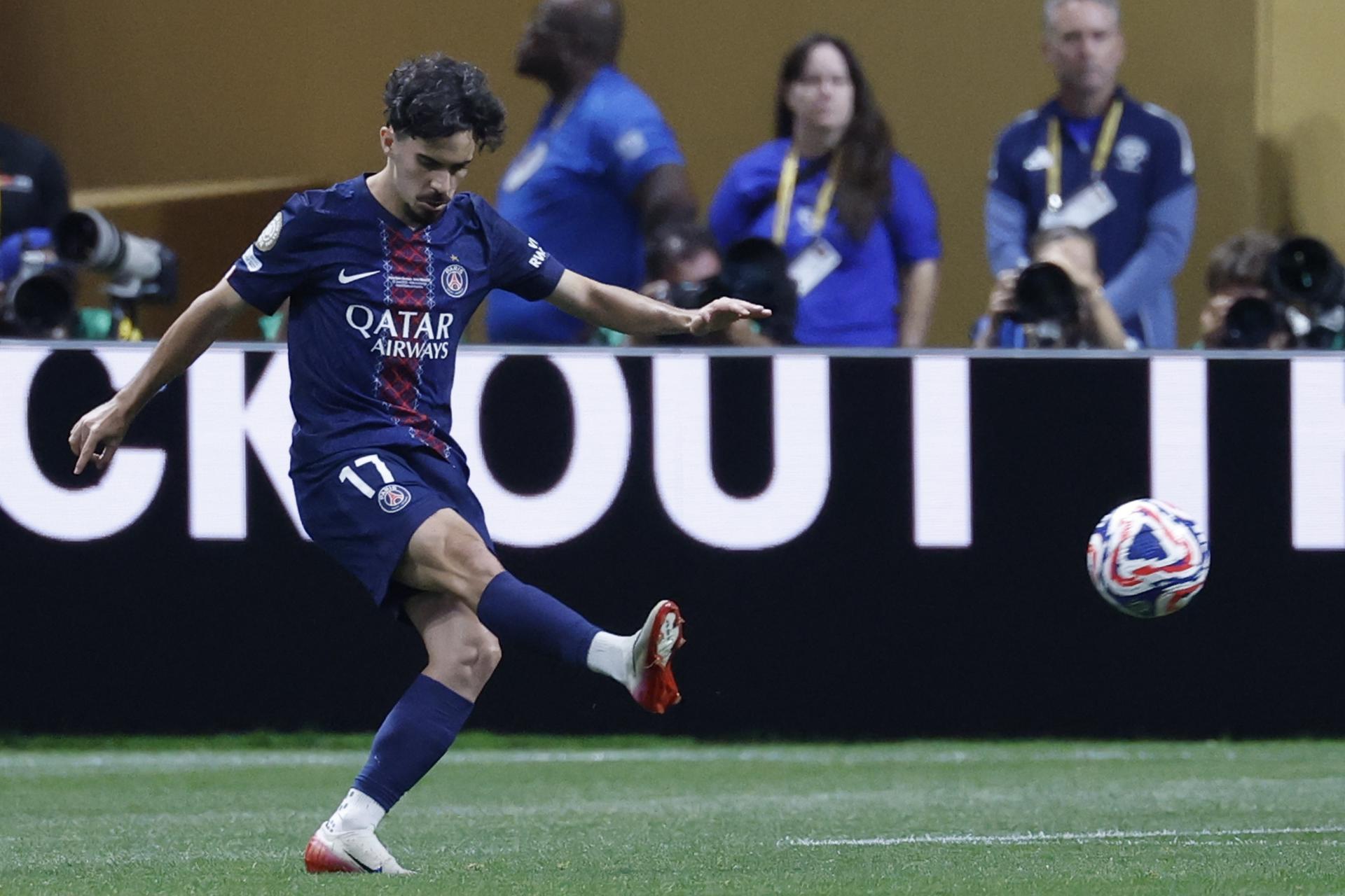 ATLANTA (United States), 29/06/2025.- Vitinha of Paris Saint-Germain in action during the FIFA Club World Cup 2025 match between Paris Saint-Germain and Inter Miami CF in Atlanta, Georgia, USA, 29 June 2025. (Mundial de Fútbol) EFE/EPA/ERIK S. LESSER
