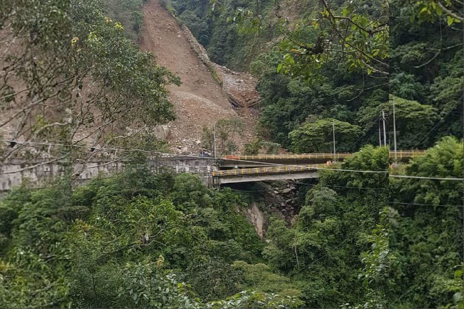 Darán ayudas a comerciantes en Guayabetal por cierre de vía al Llano