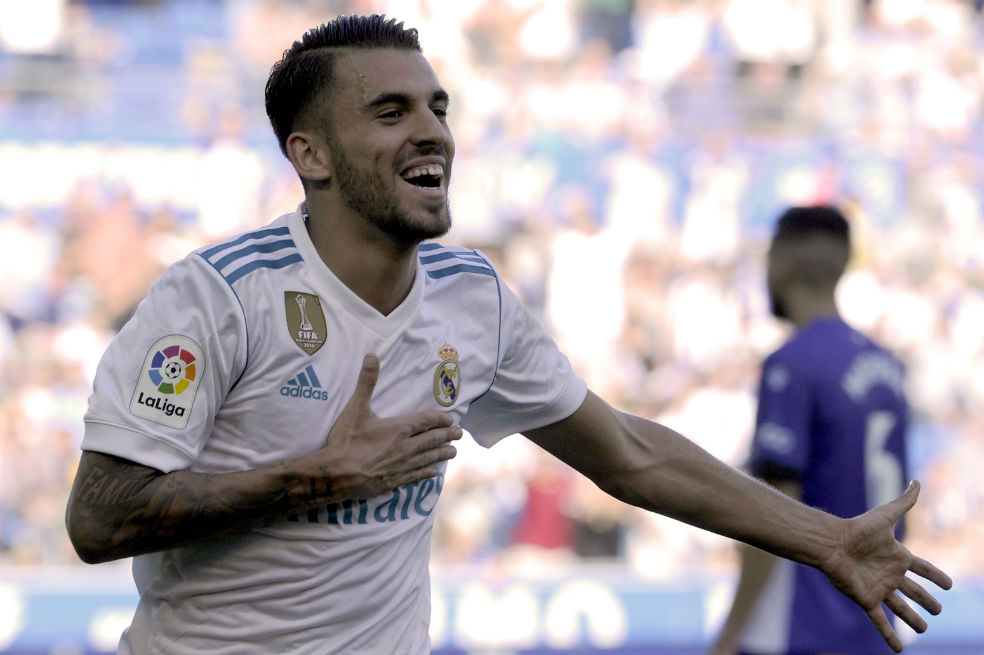 Ceballos resuelve contra el Alavés y lidera a un Madrid sin puntería