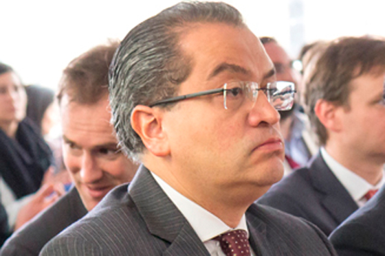 Gobierno habla de ‘desbogotanizar’ la paz
