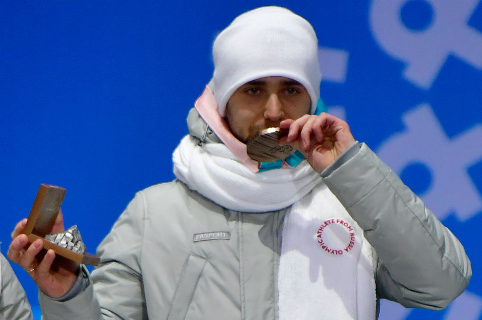 Alexander Krushelnitsky, jugador de curling.  / AFP