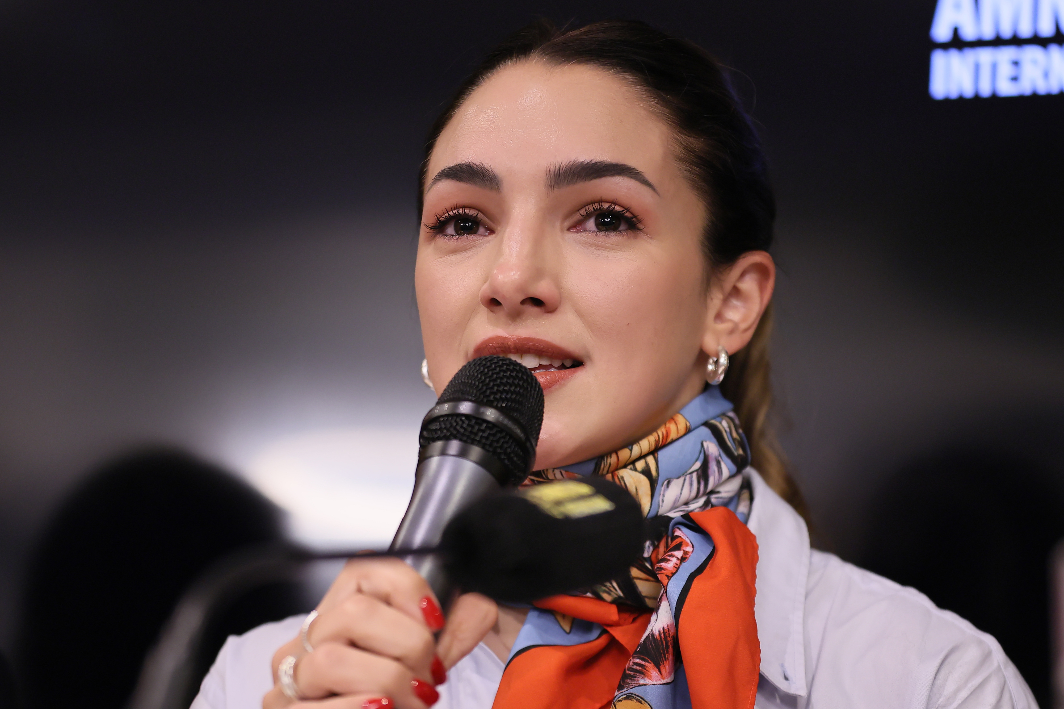 AME3139. BUENOS AIRES (ARGENTINA), 10/06/2024.- La actriz argentina Thelma Fardín participa de una rueda de prensa este lunes en Buenos Aires (Argentina). La Justicia de Brasil condenó este lunes a 6 años de prisión al actor Juan Darthés por el abuso sexual de la actriz argentina Thelma Fardin cuando ésta tenía 16 años y ambos estaban de gira en Nicaragua. EFE/ Stringer