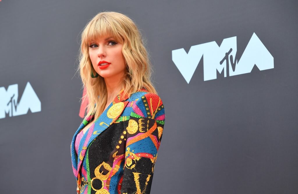 Taylor Swift, ¿sin derecho a cantar sus clásicos en los American Music Awards 2019?