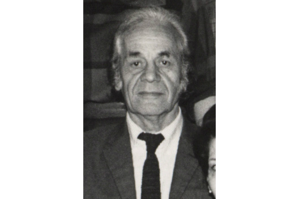 El antiopoeta chileno Nicanor Parra cumple 103 años