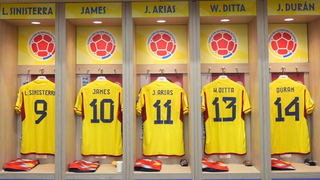 Camerino de la selección de Colombia en la previa al duelo frente a Uruguay en Barranquilla por las Eliminatorias Conmebol al Mundial 2026.