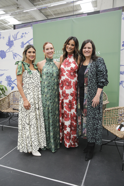 Valentina Fernández, Mariela Fernández, Alexandra Santos y Karen Siegert Franco