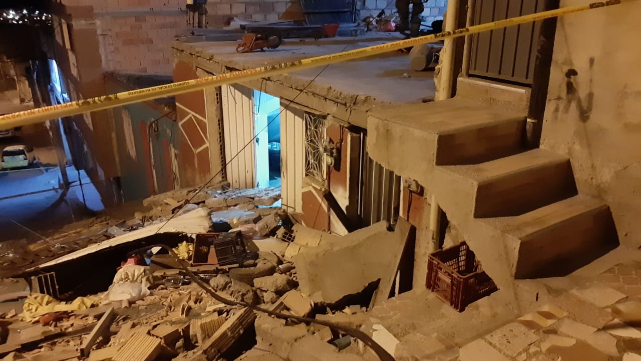 Se desplomó el segundo piso de una vivienda en Ciudad Bolívar, Bogotá