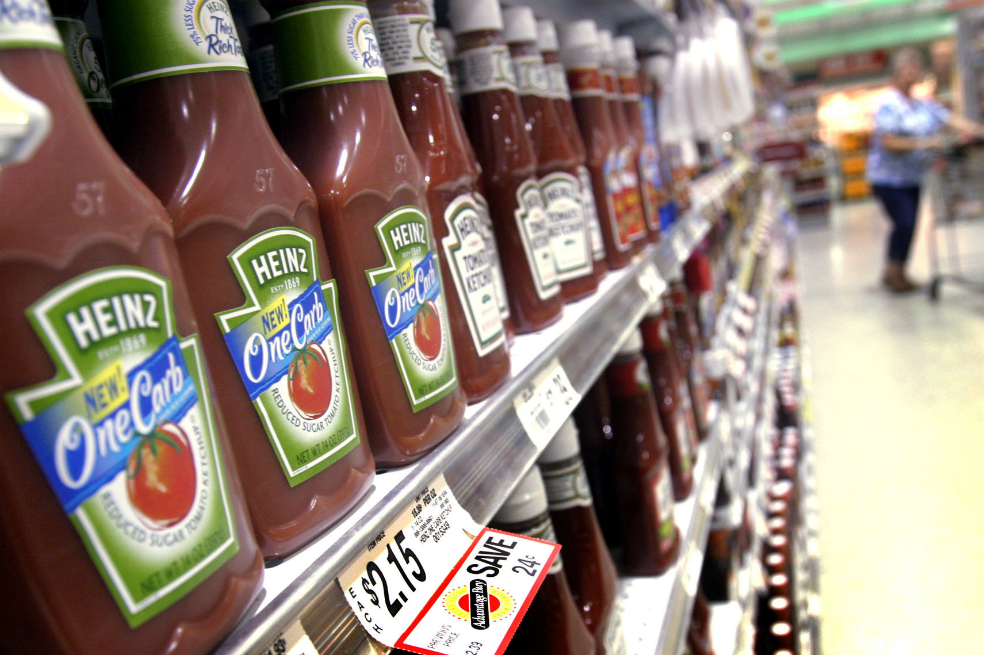 Heinz busca a náufrago que sobrevivió con salsa de tomate