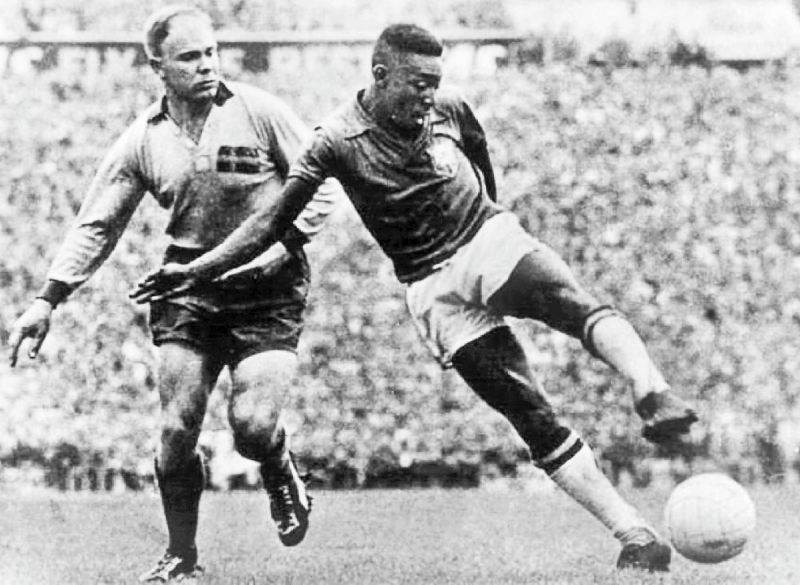 El día que Pelé se quedó con la 10 de Brasil por pura suerte