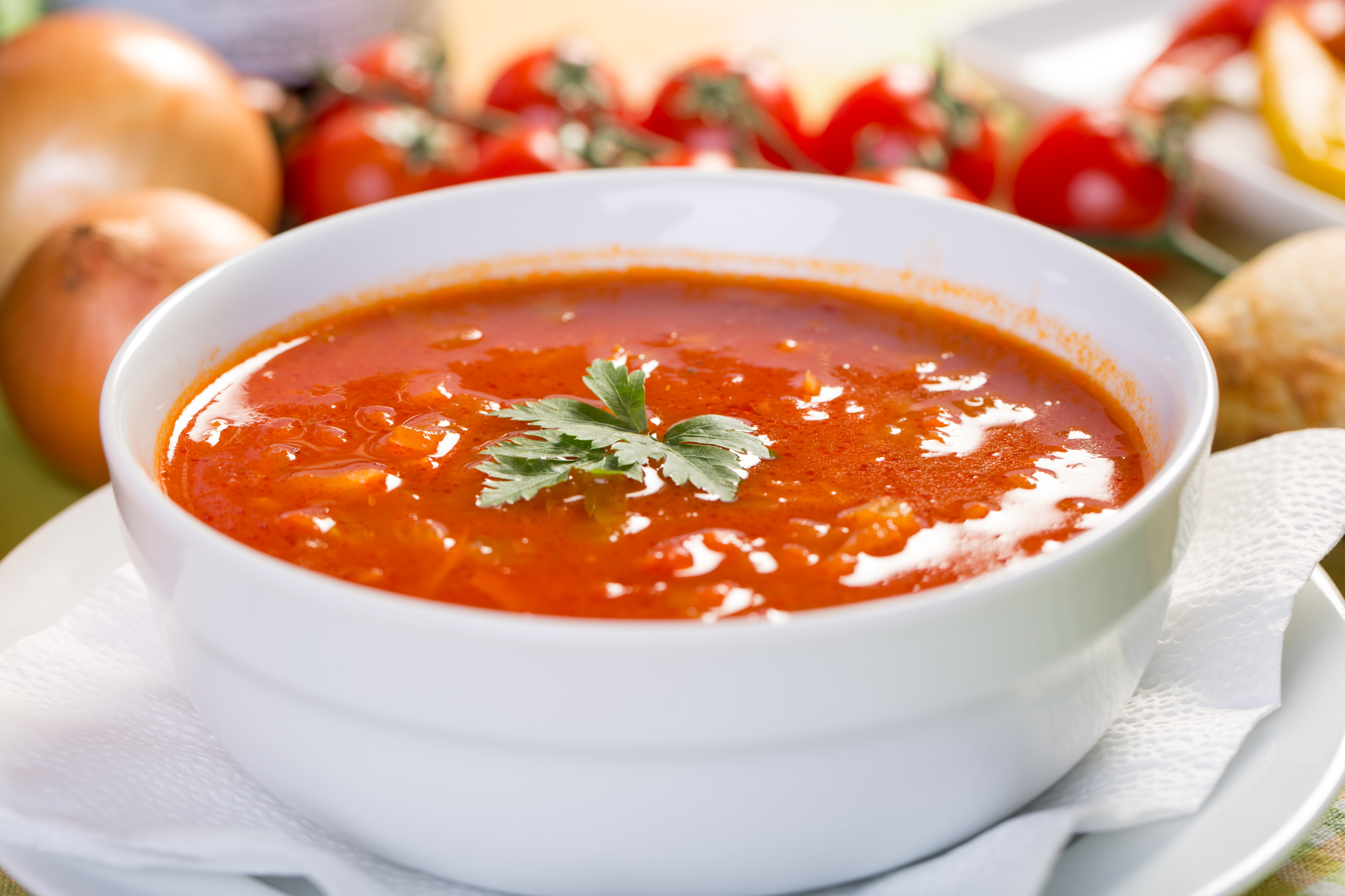 ¿Con mucho frío? Esta es la receta para preparar una sopa cremosa de fideos