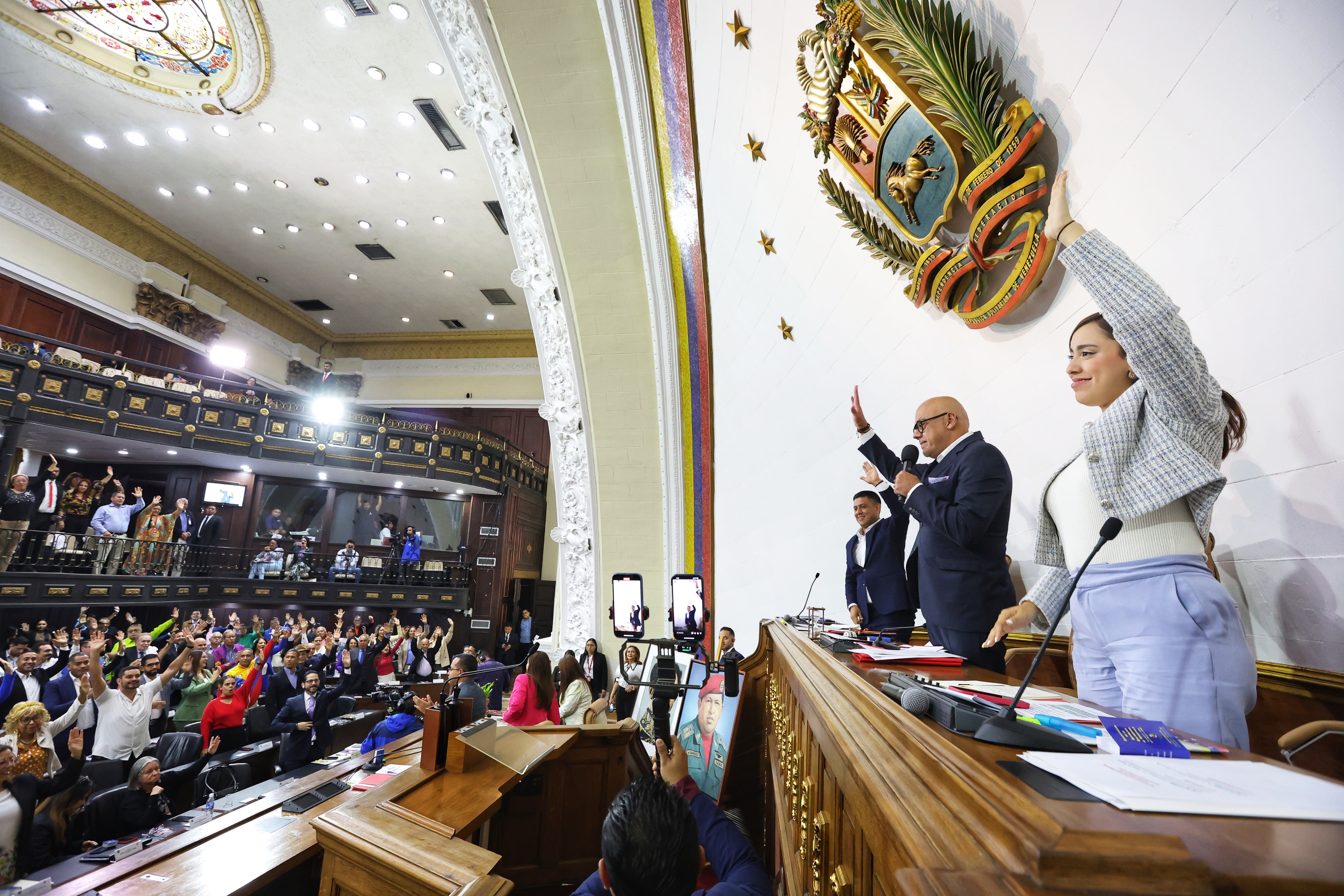 Ley Simón Bolívar: Asamblea de Venezuela debate para inhabilitar opositores