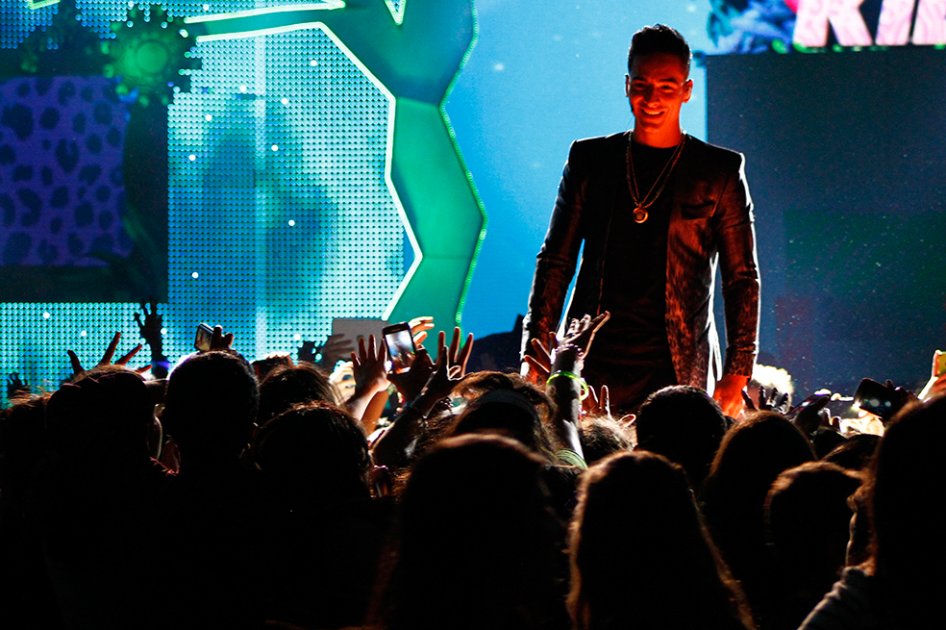 Maluma despide a músico que protagonizó altercado en Argentina