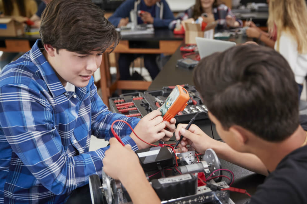 Llegan las semifinales del Concurso Nacional de Programación en Colegios