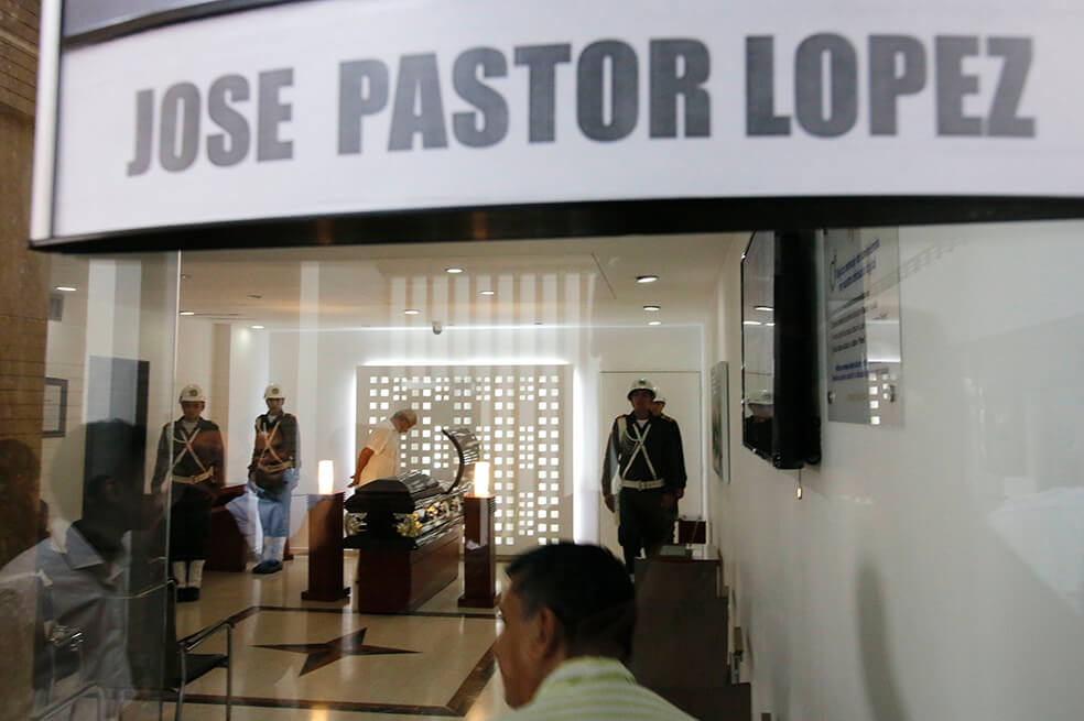 Funeral de Pastor López en imágenes