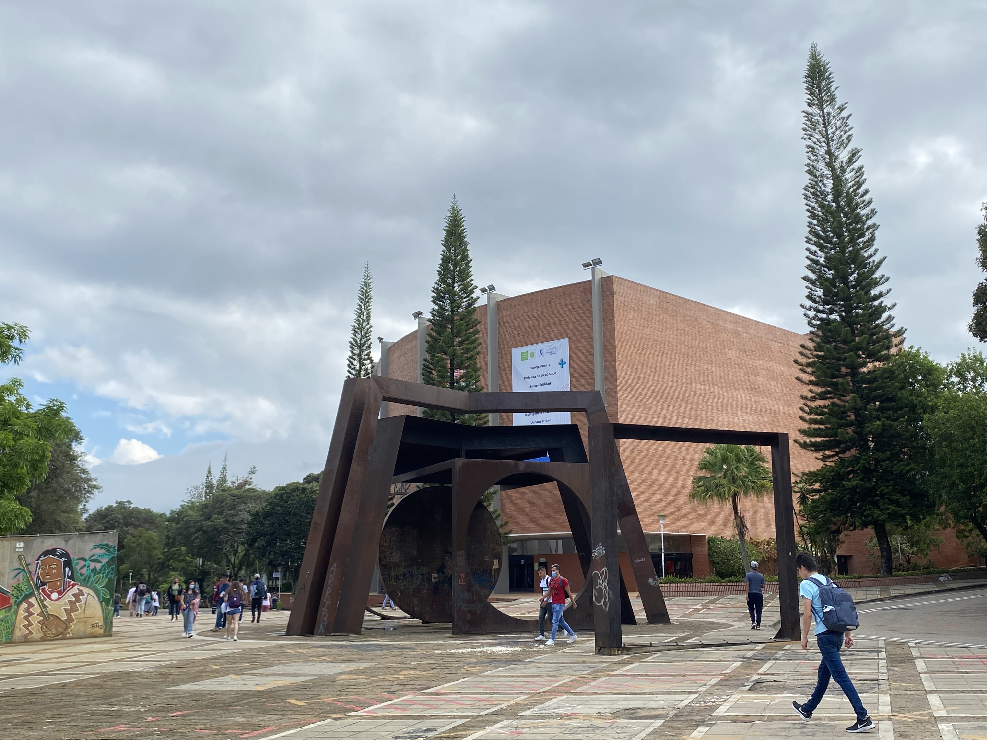 Investigan ataque con químicos a estudiante de la UIS dentro de baño del campus