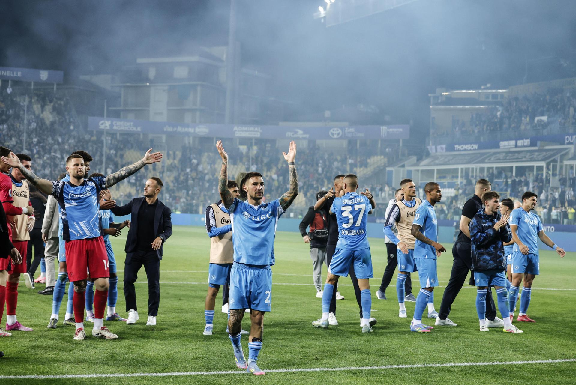Habrá final de infarto en la Serie A: Napoli le saca apenas un punto al Inter