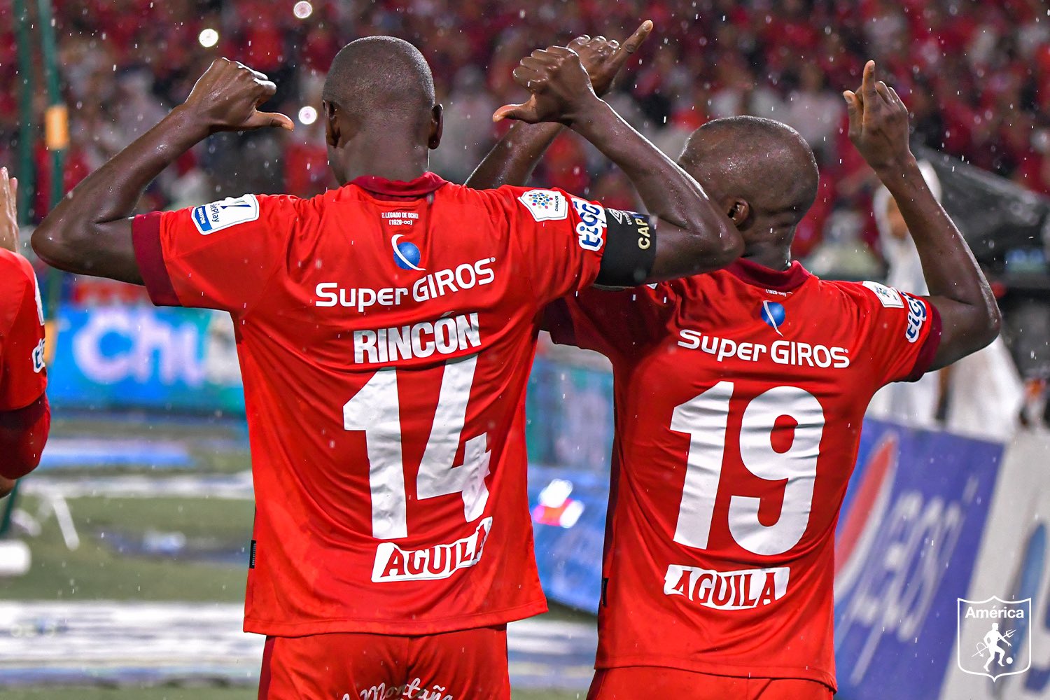 América y Deportivo Cali empataron en un clásico dedicado a Freddy Rincón