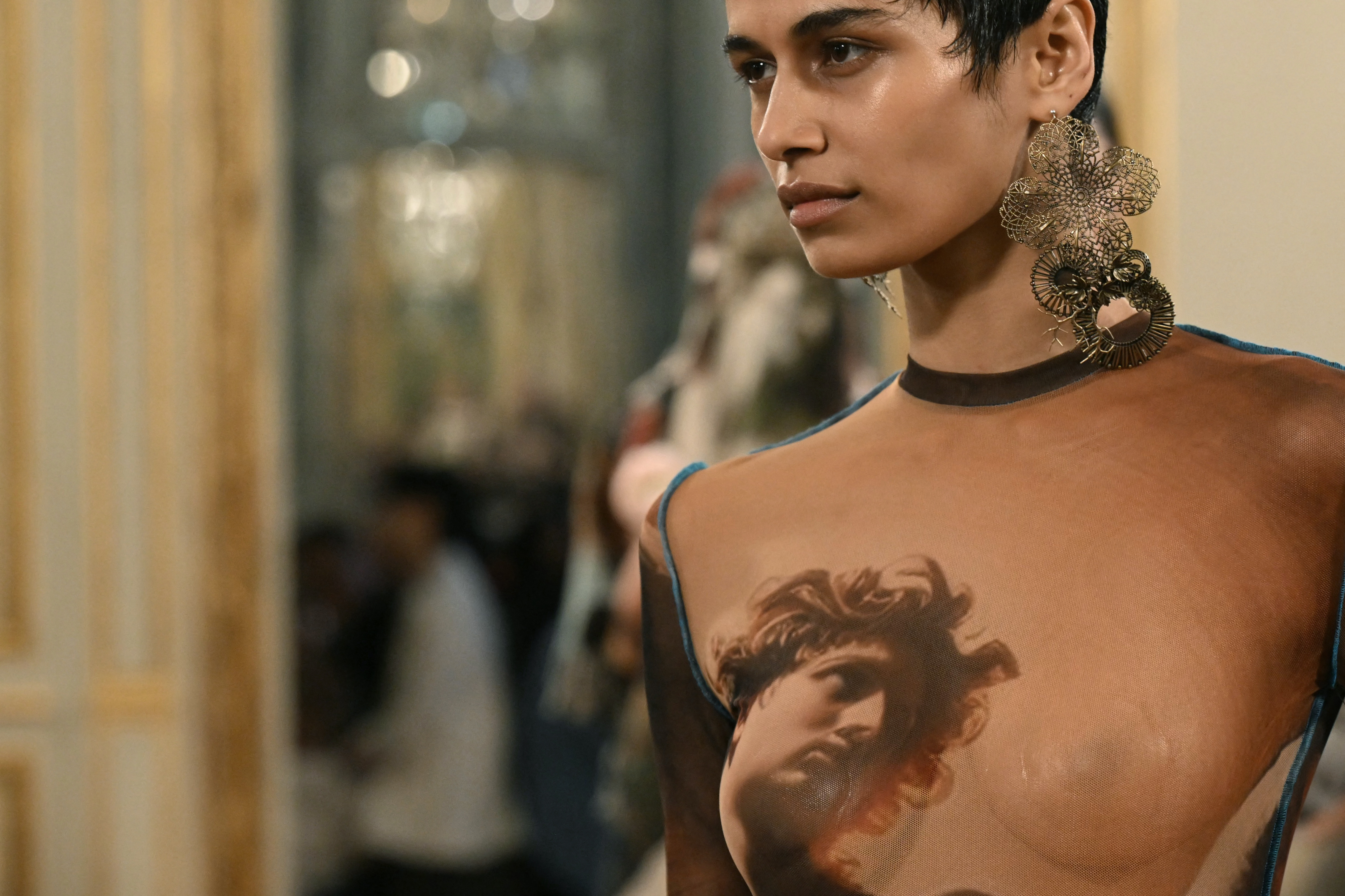 Transparencias, la tendencia que dejó la Semana de la Moda de París