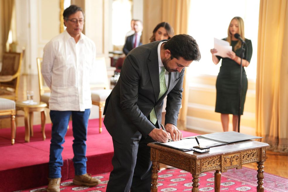 Gobierno Petro ya ha firmado diez decretos en el marco de la conmoción interior