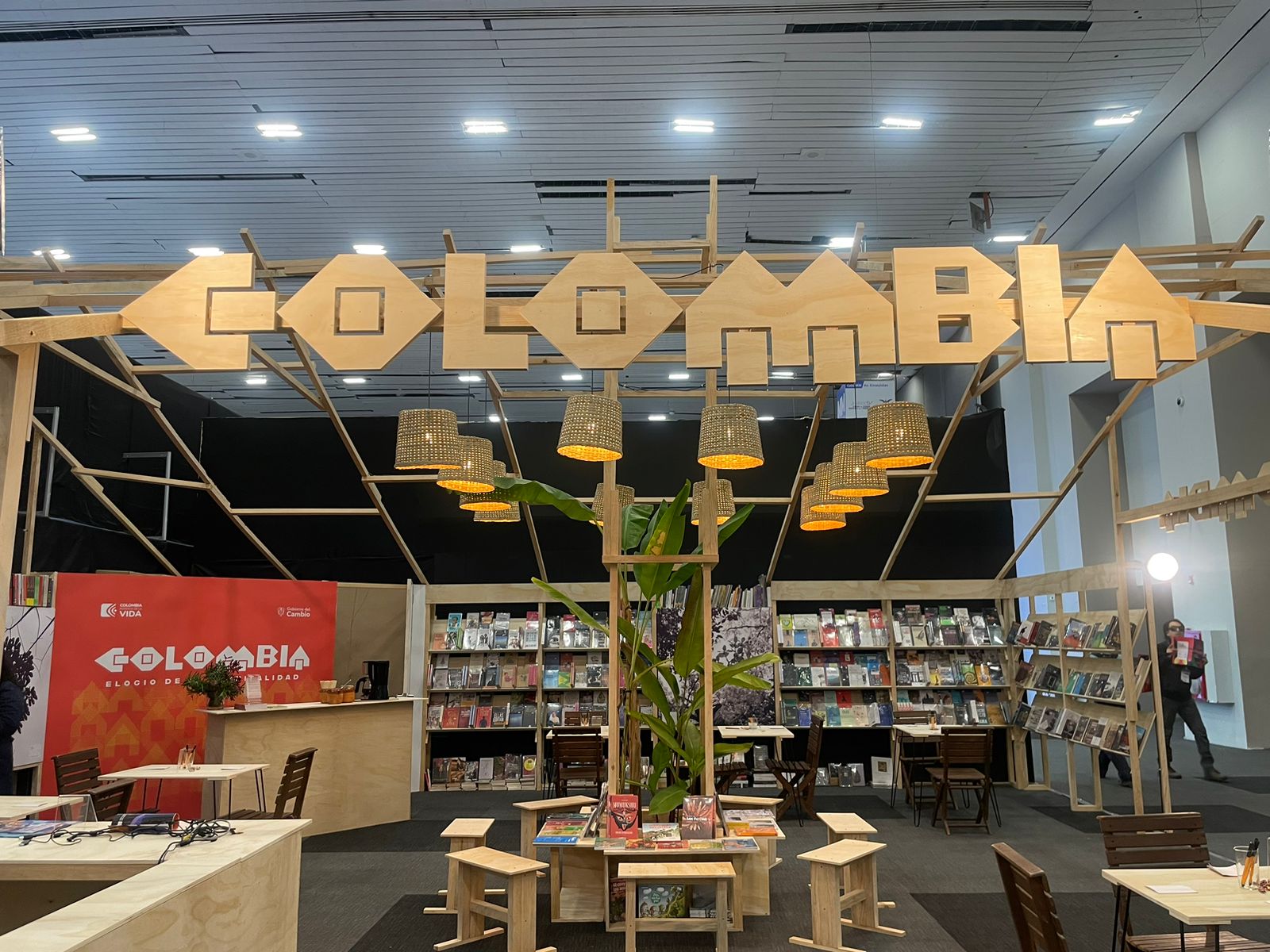 Colombia ganó el Premio a Mejor Stand en la Feria del Libro de Guadalajara 2023
