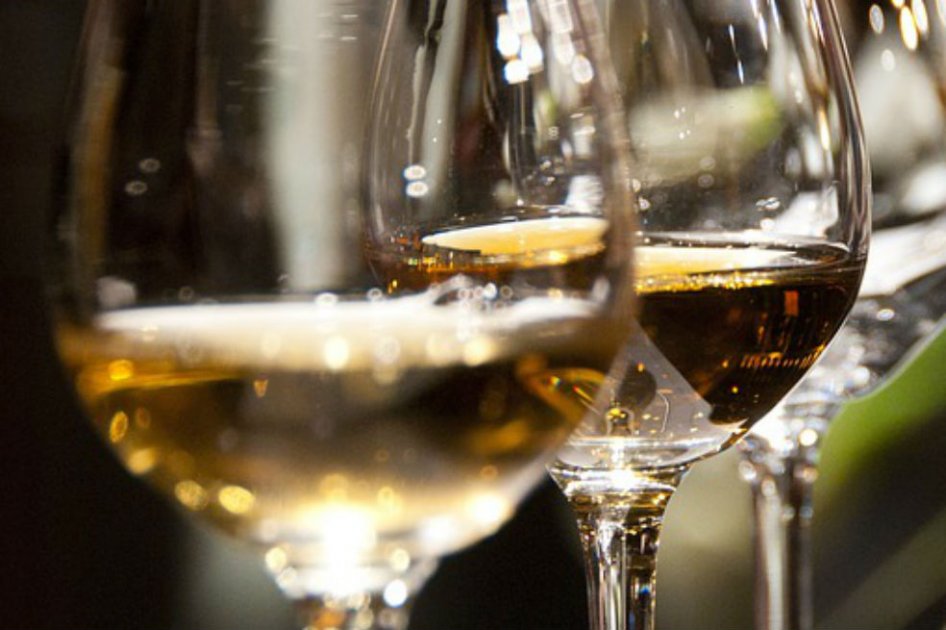 Al menos 24 muertos en Pakistán por beber alcohol adulterado