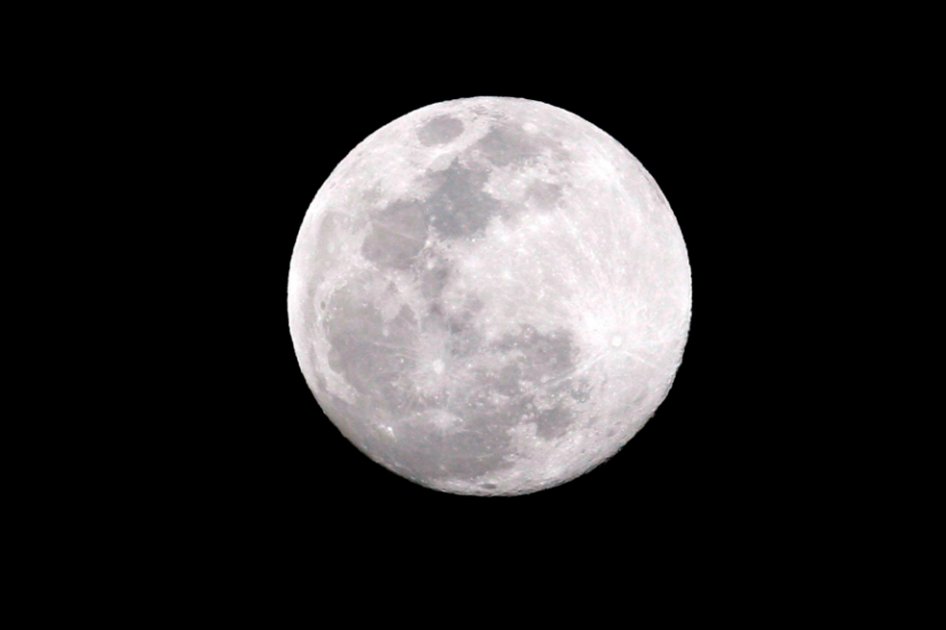 Meteorito pudo haber hecho que las dos caras de la Luna sean diferentes