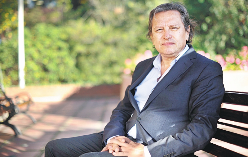 «Todo facilita la manipulación del ciudadano»