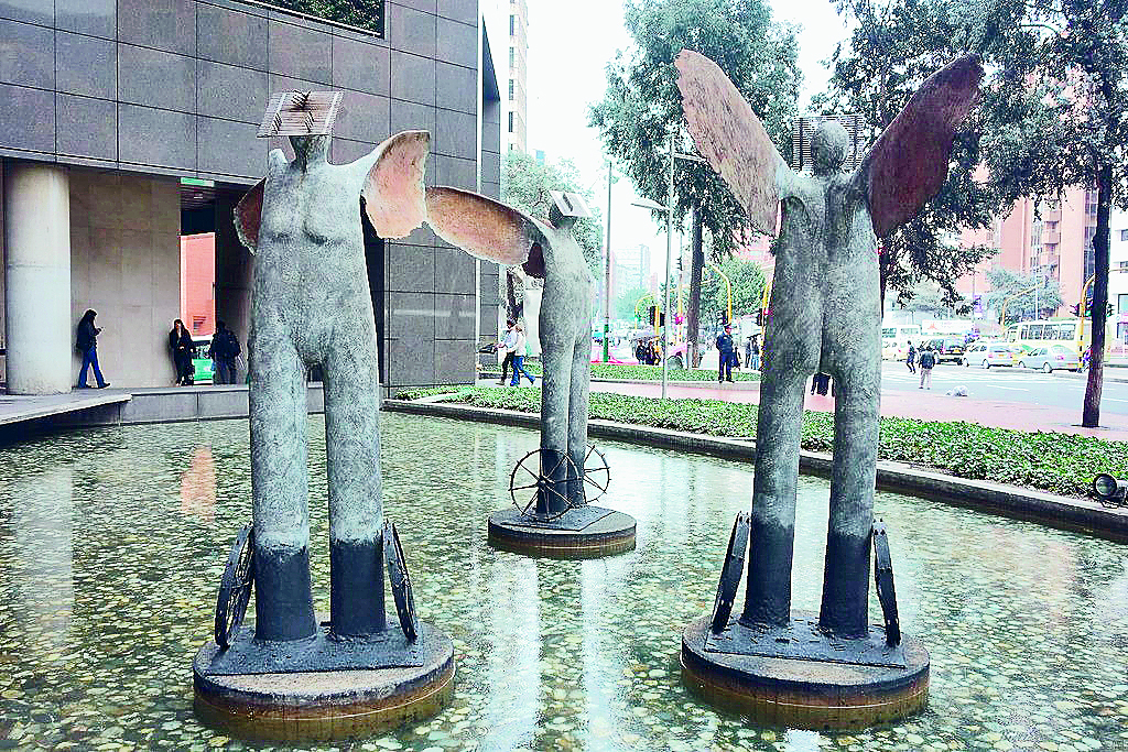 Monumentos feos