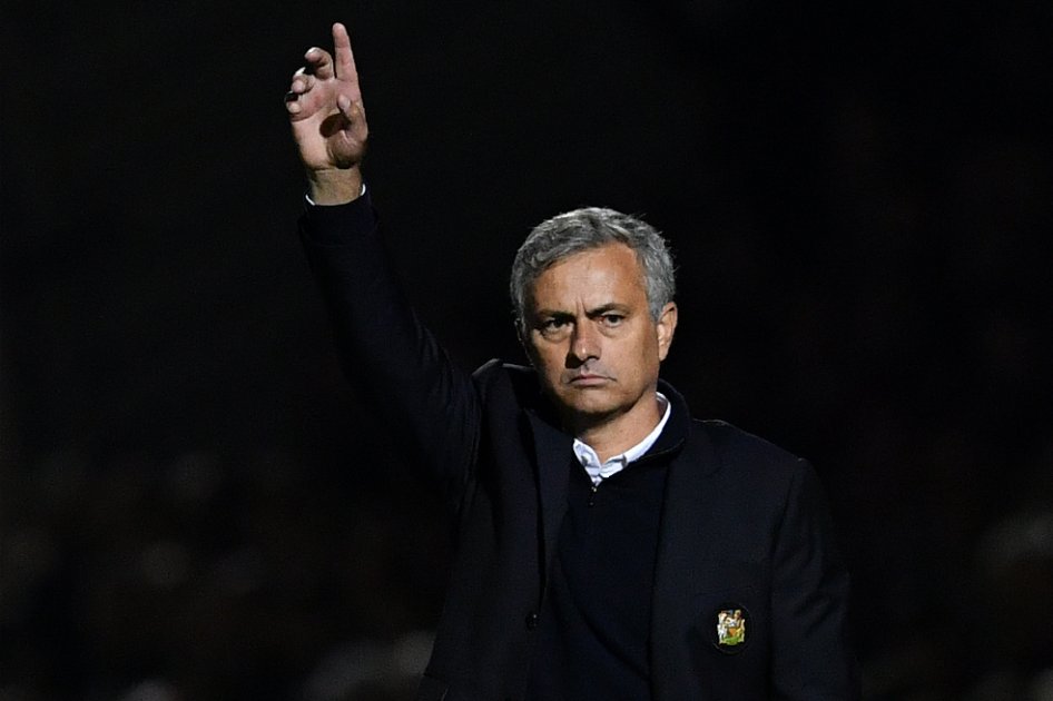 Mourinho arremete contra los «Einstein» del fútbol