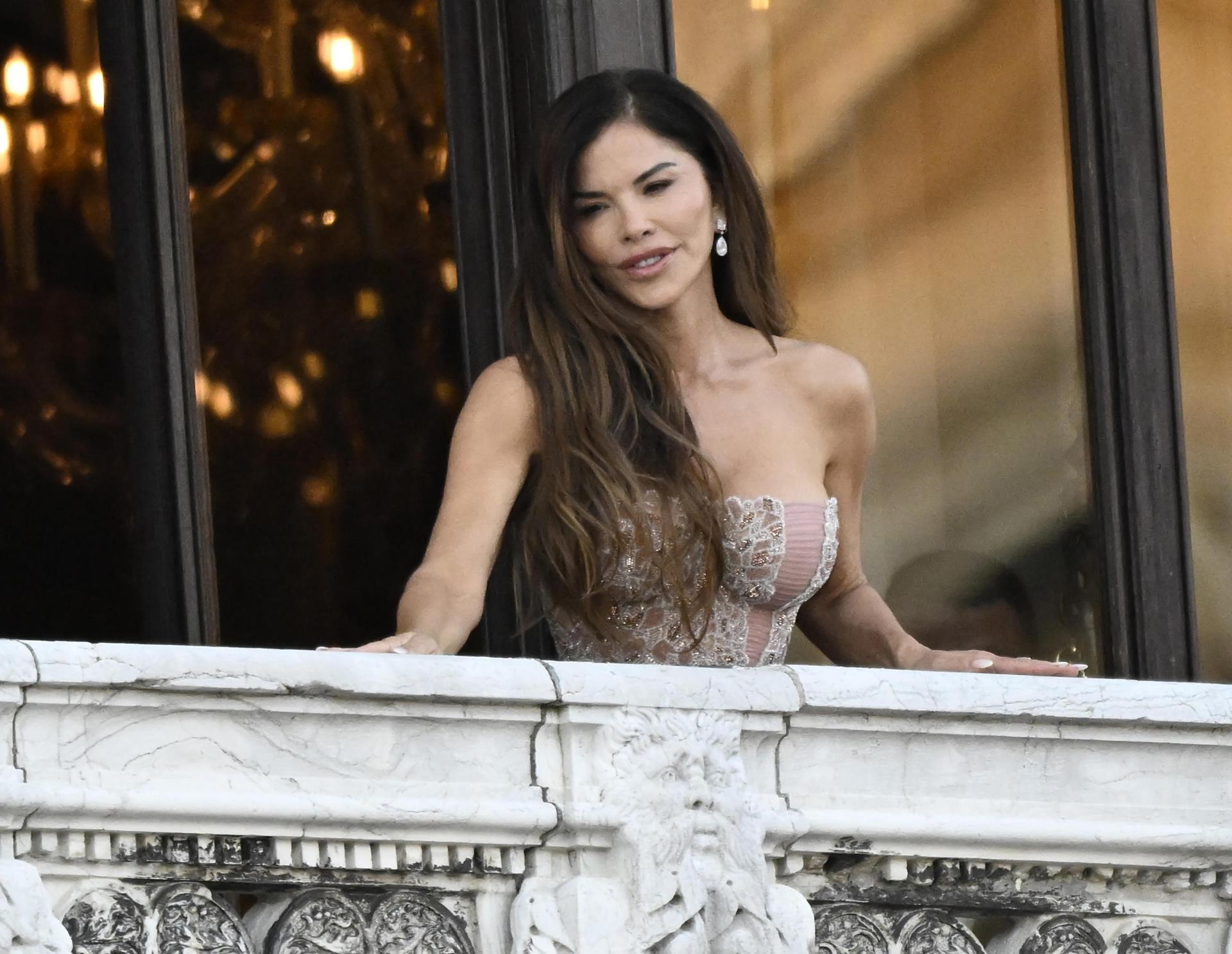 Lauren Sánchez Bezos, comprometida con el corsé