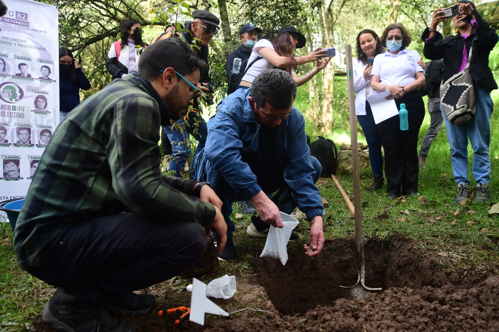 Siembra de Guayacanes, Colectivo 82: 3