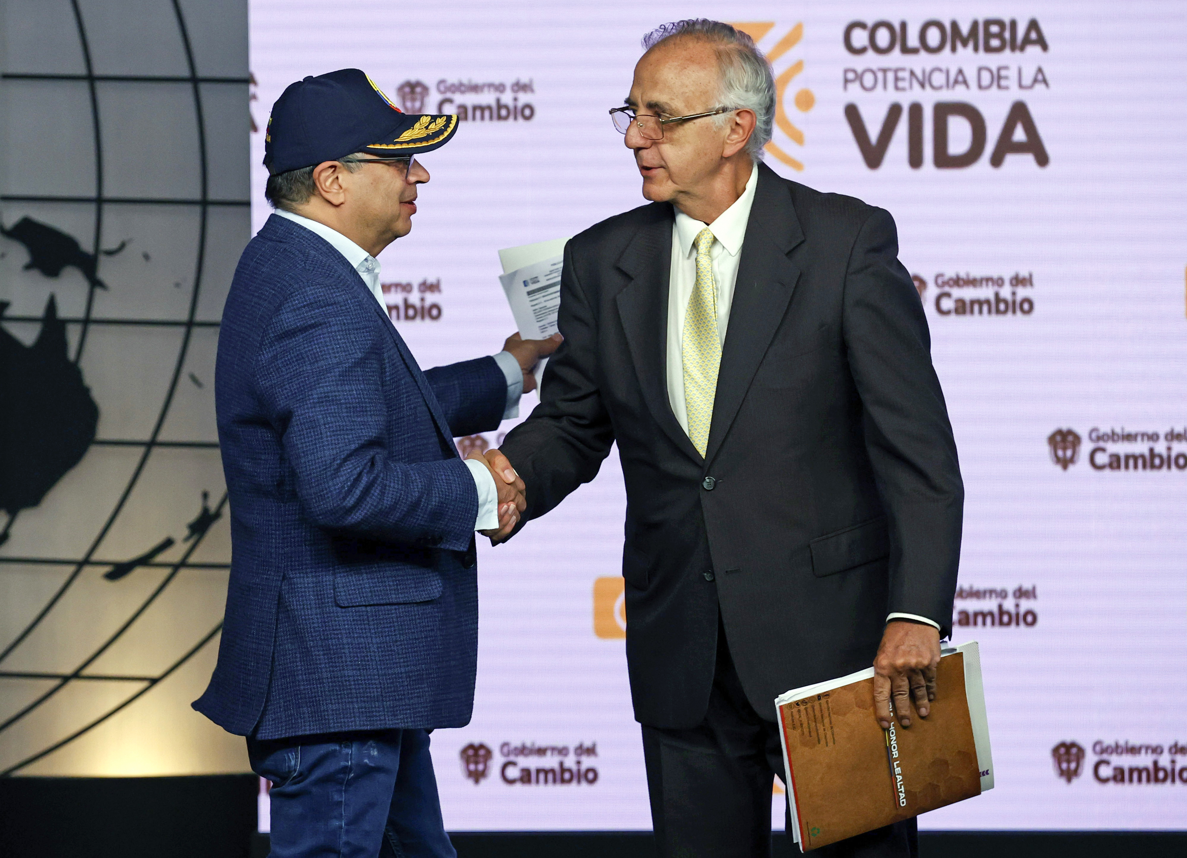 El sistema de salud se cae a pedazos  